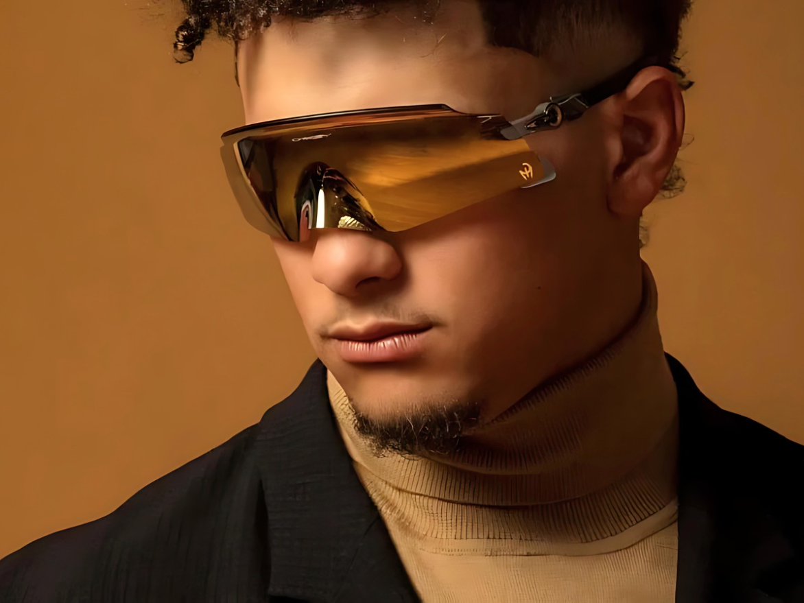 Signature Shades Delivered to Your Door Every Month